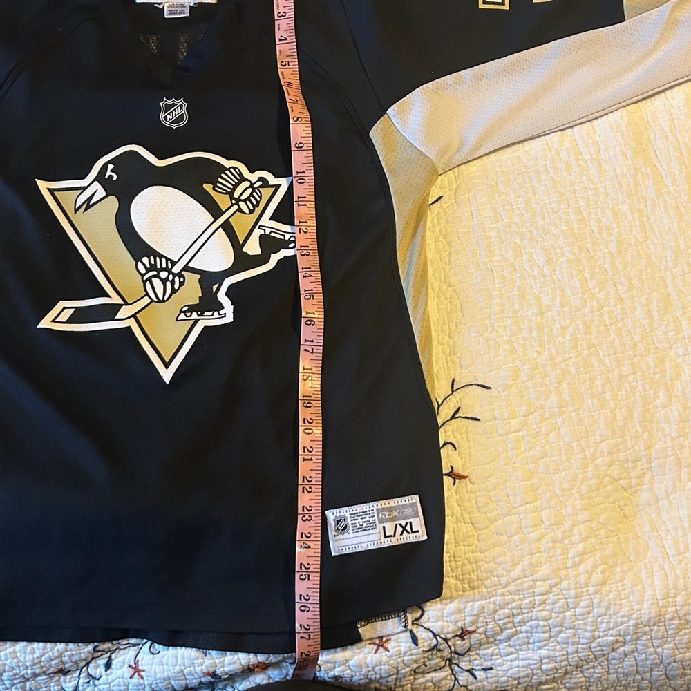 Reebok Kids Hockey Jersey - Black and Tan - Picture 6 of 7